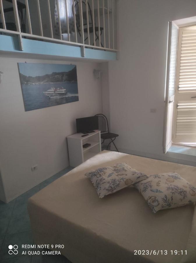 Appartamento Rocche Rosse Acquacalda Exterior foto