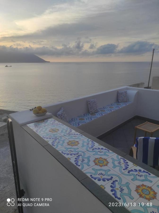 Appartamento Rocche Rosse Acquacalda Exterior foto