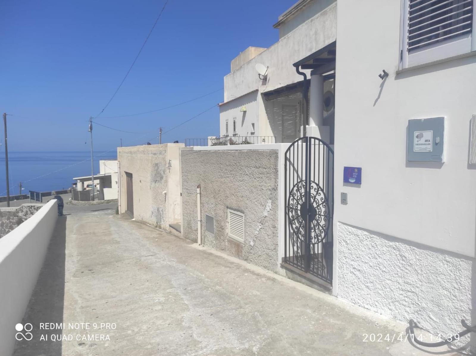 Appartamento Rocche Rosse Acquacalda Exterior foto